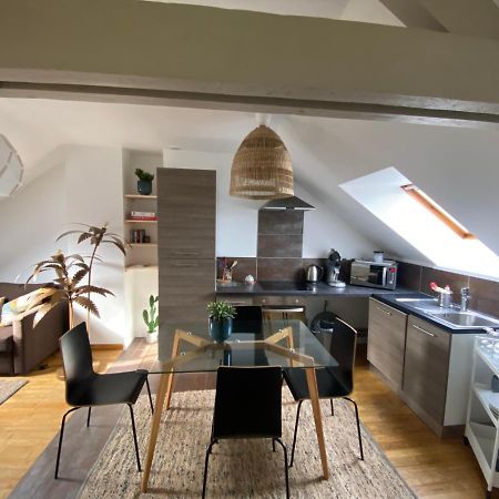 Appartement Hyper Centre Cathedrale Avec Parking Gratuit Amiens Exterior foto